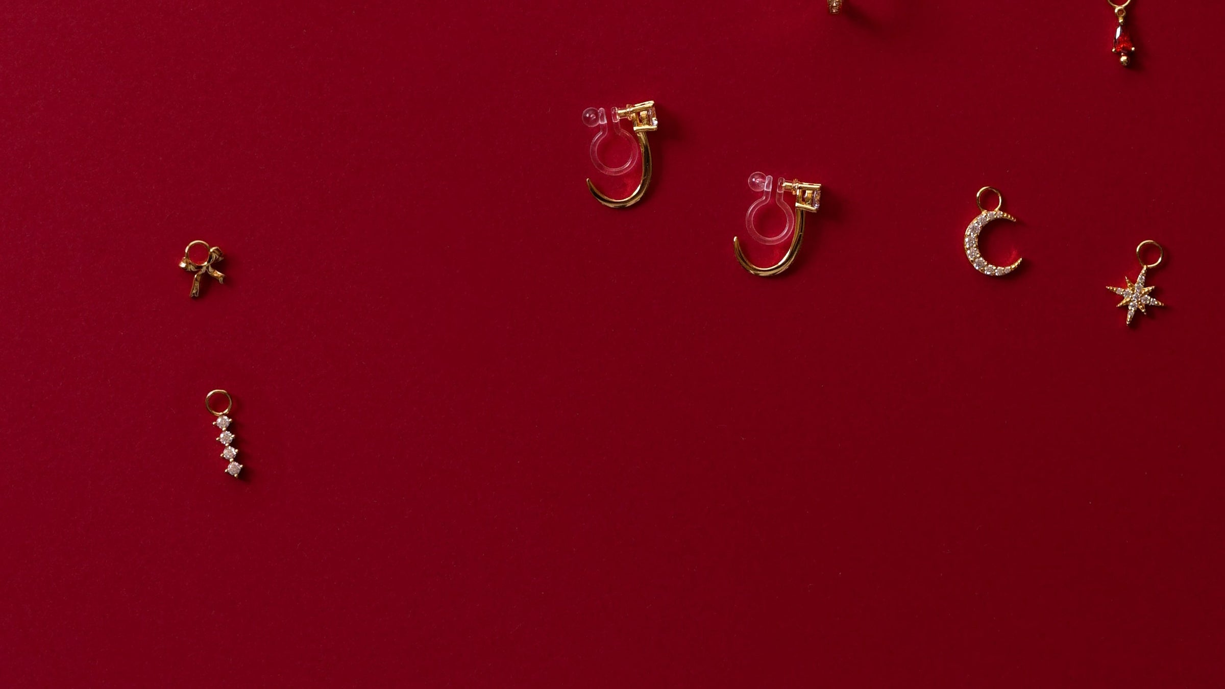 HOLIDAY COLLECTION 2025