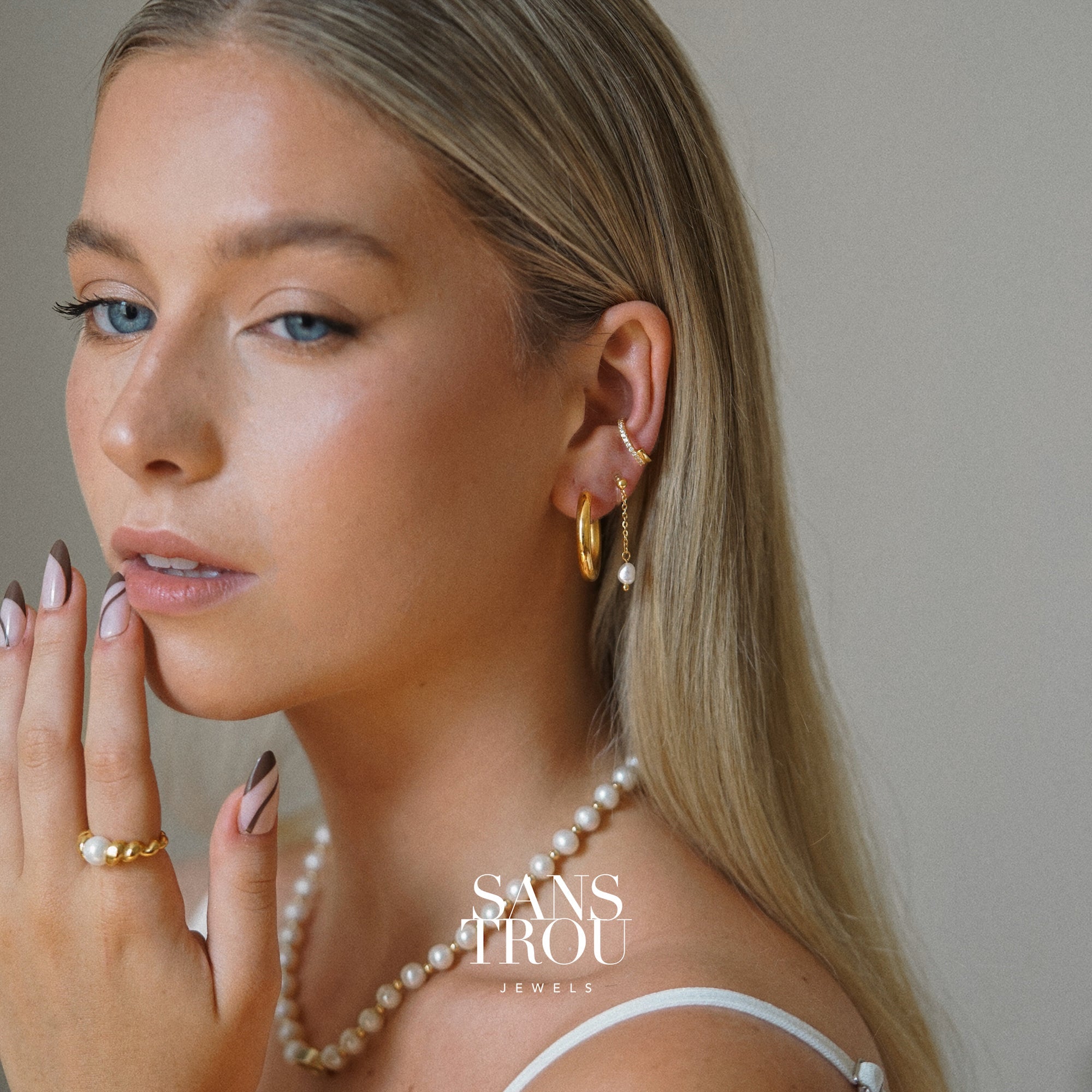 Alia Clip-On Hoop Earrings - Spring Clip – SANS TROU