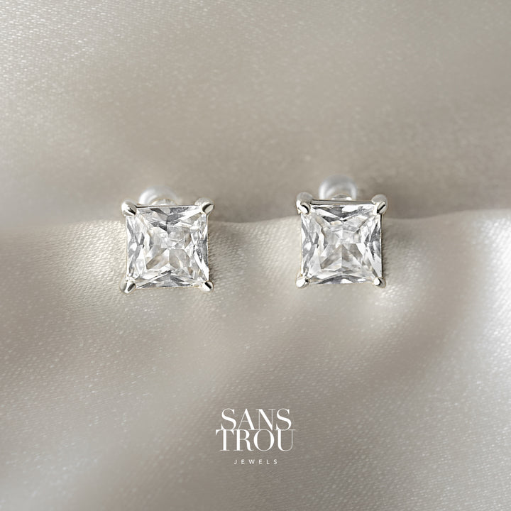 Belle Clip-On Stud Earrings - Silver - Classic Clip (L)