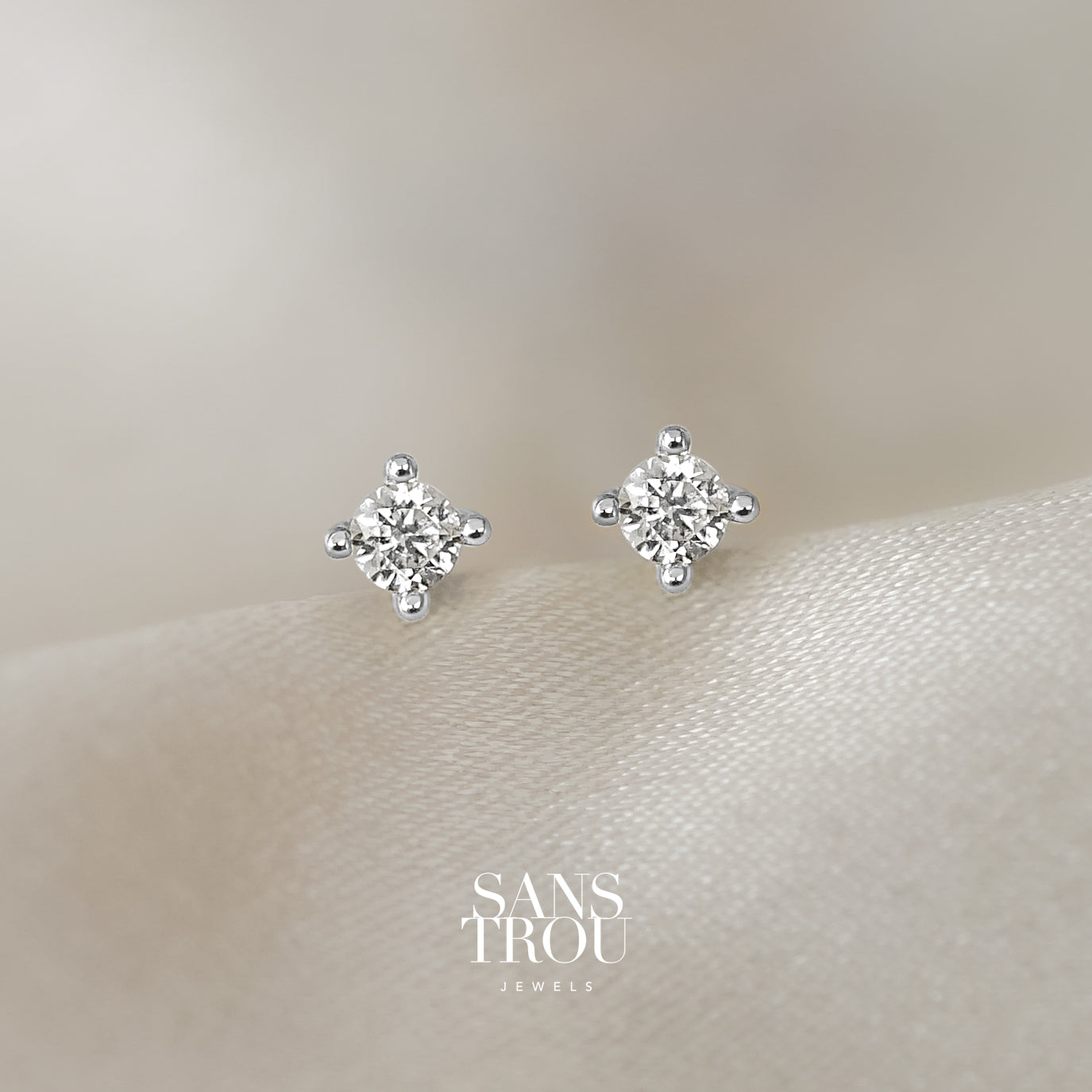 COOTIE　One Stroke Earring 　Small　SILVER Codi Clip-On Stud Earrings - Silver – SANS TROU
