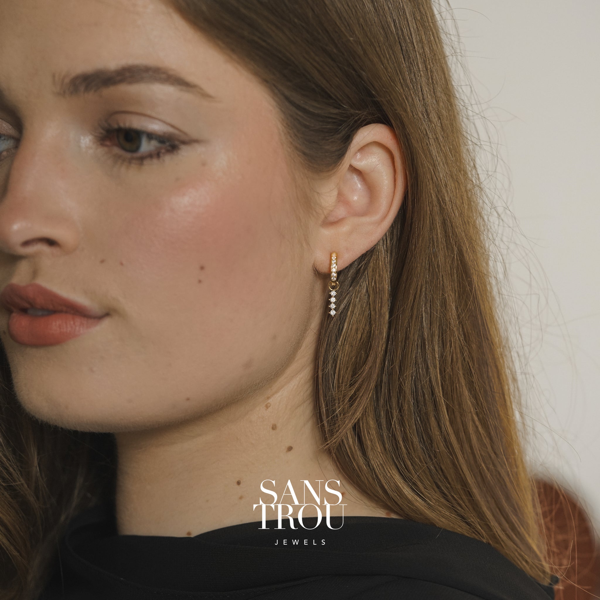 Gigi Hoop Charm - Single