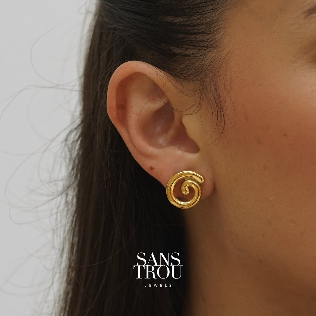 Gwen Swirl Clip-On Earrings
