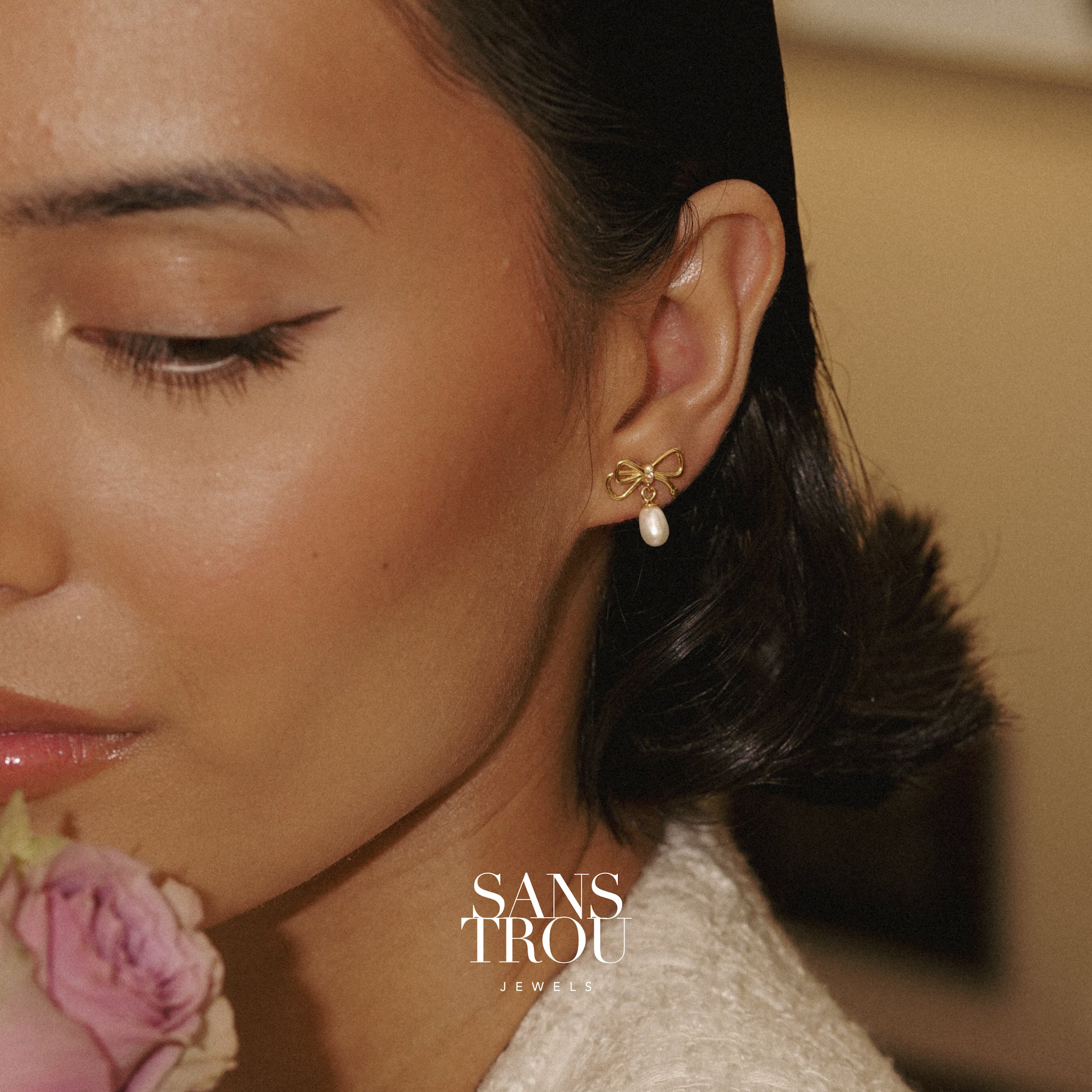 Imogen Pearl Bow Clip-On Earrings