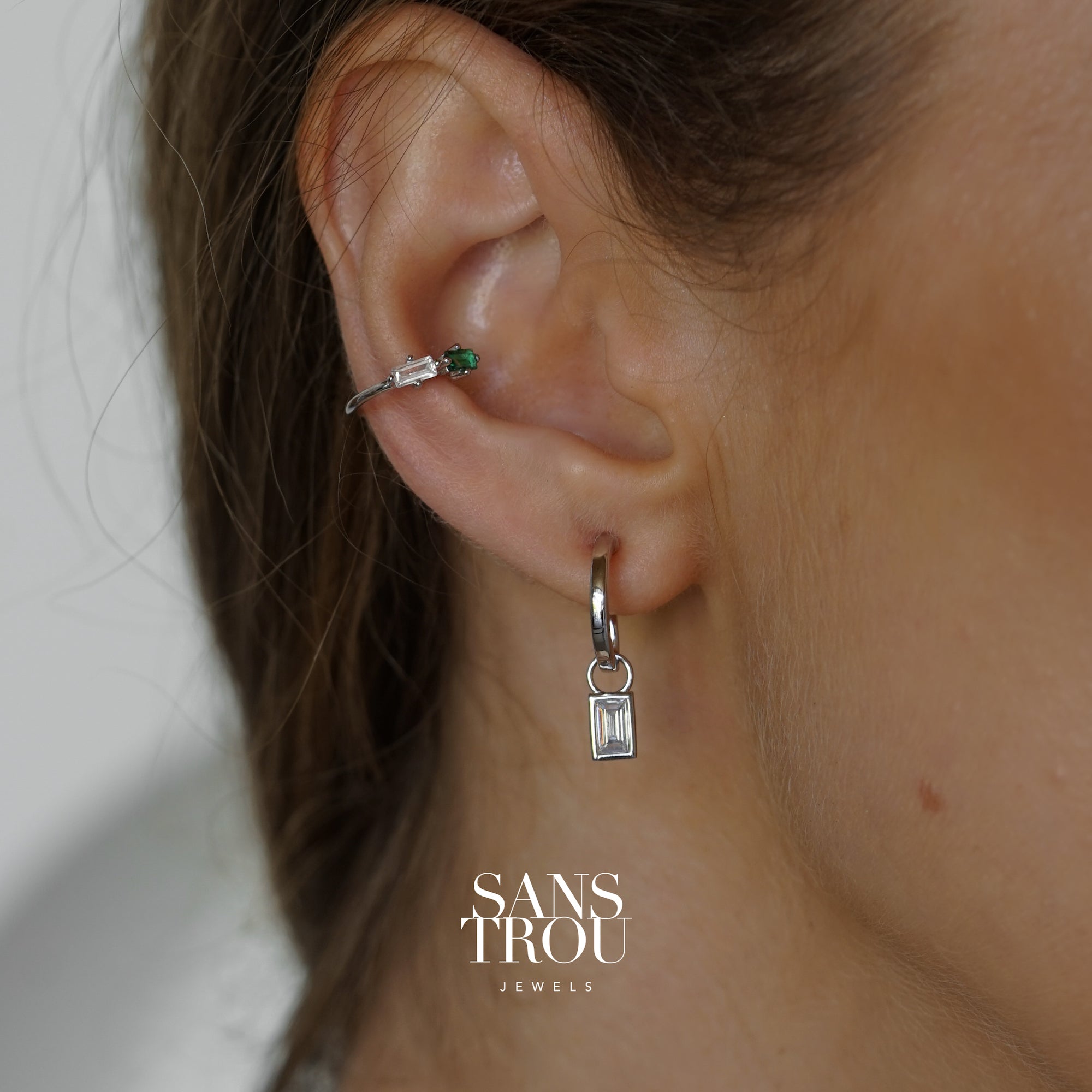 Kaia Clip-On Huggie Earrings - Silver – SANS TROU