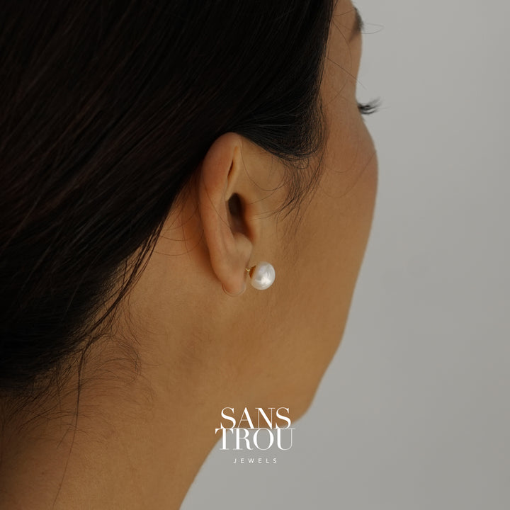 Kari Pearl Stud Earrings - Pierced