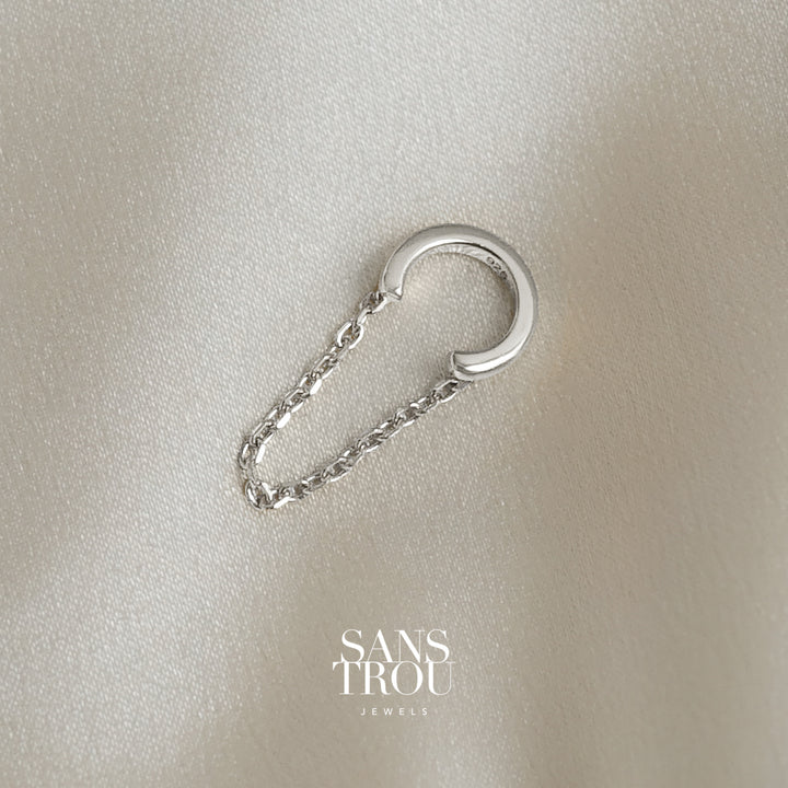 Lilou Helix Chain Ear Cuff - Silver