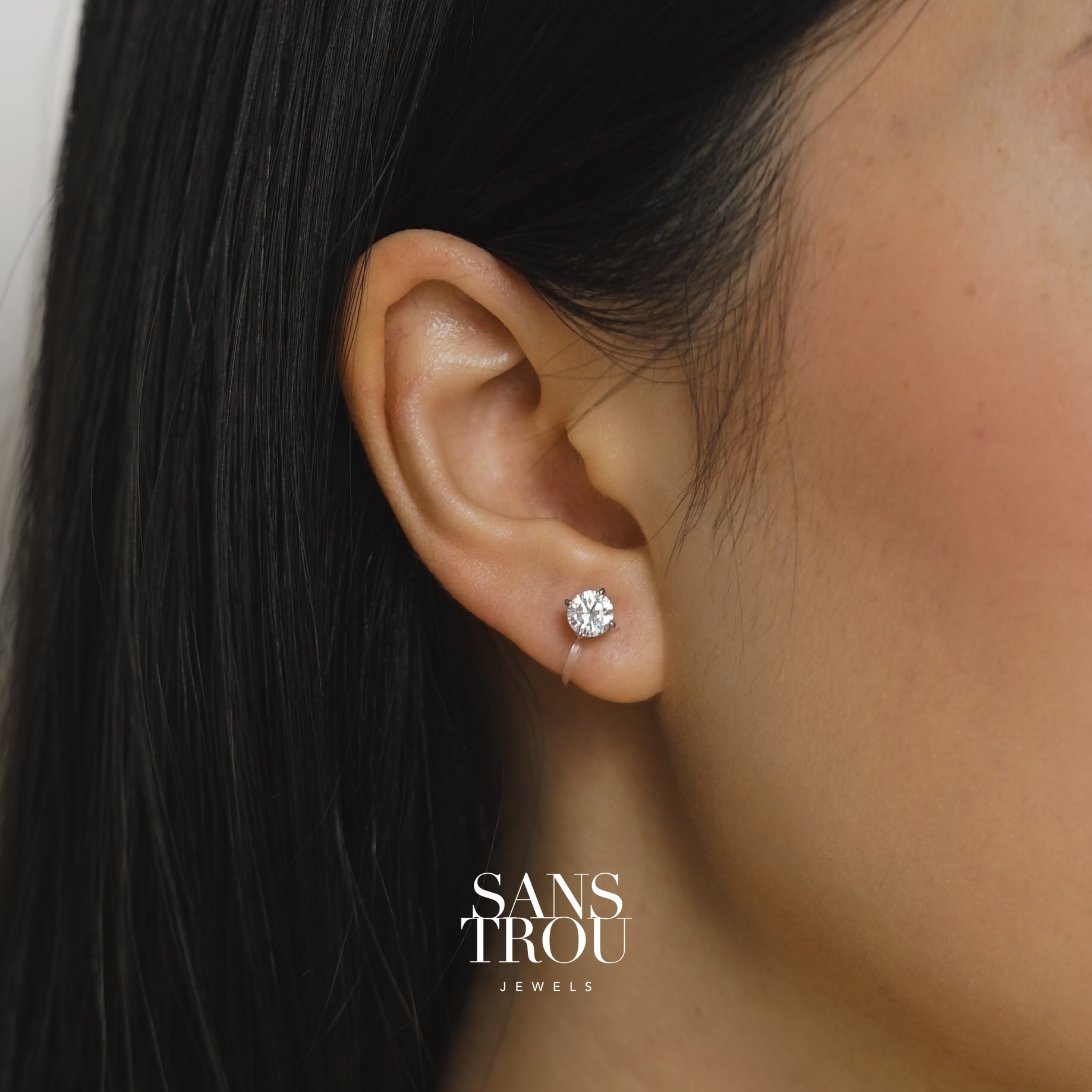 Nala Clip-On Stud Earrings - Silver