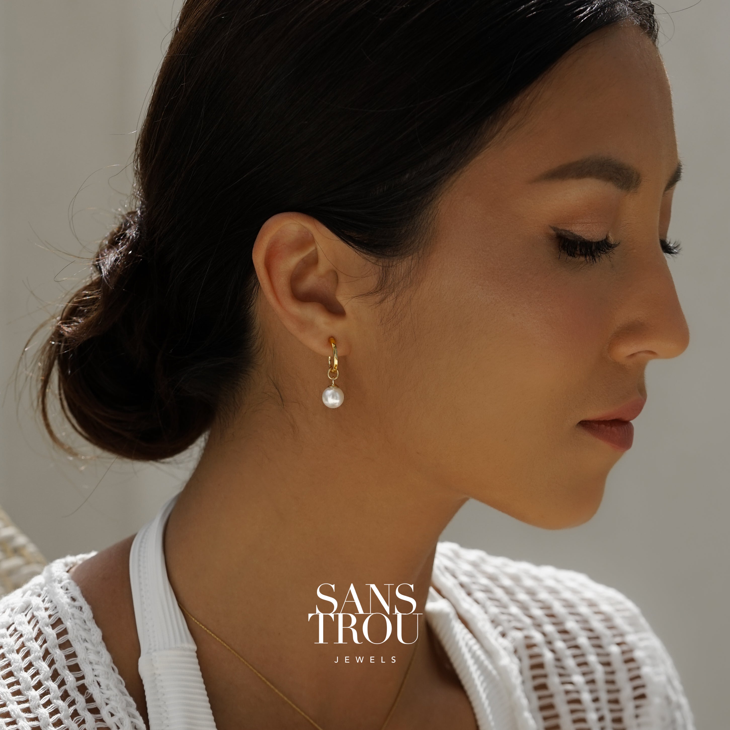 Paloma Round Pearl Hoop Charm - Single