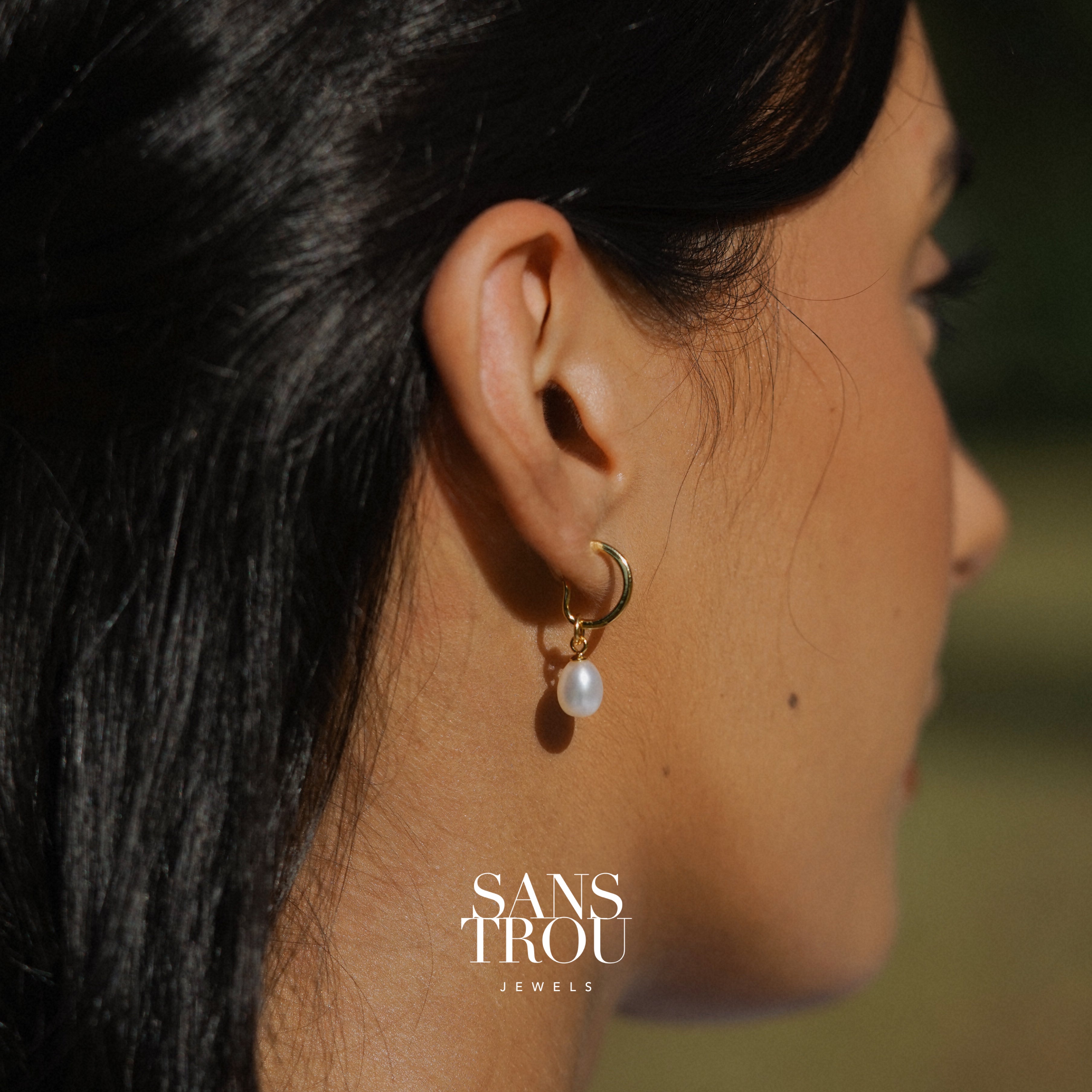 Paula Pearl Hoop Charm - Single