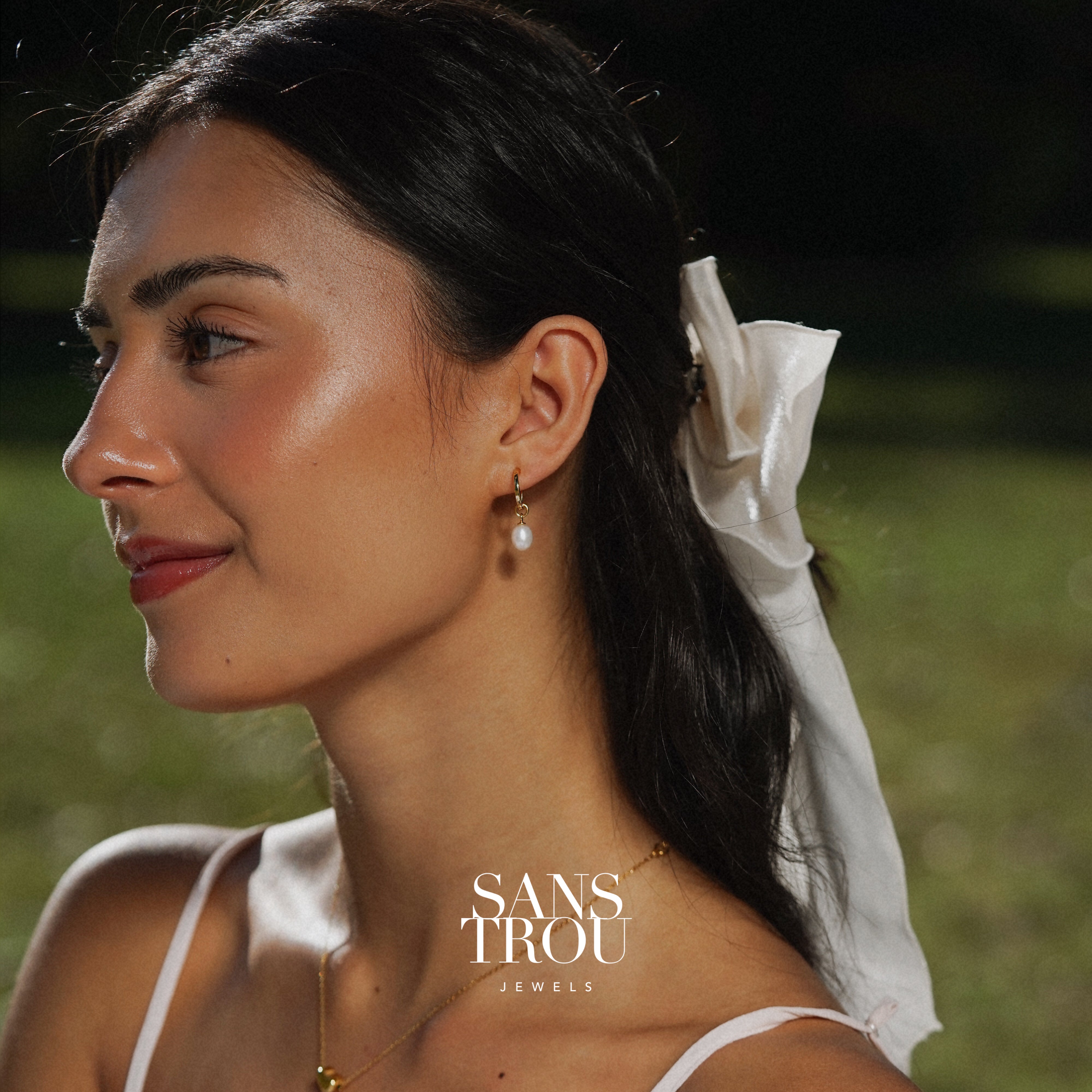 Paula Pearl Hoop Charm - Single