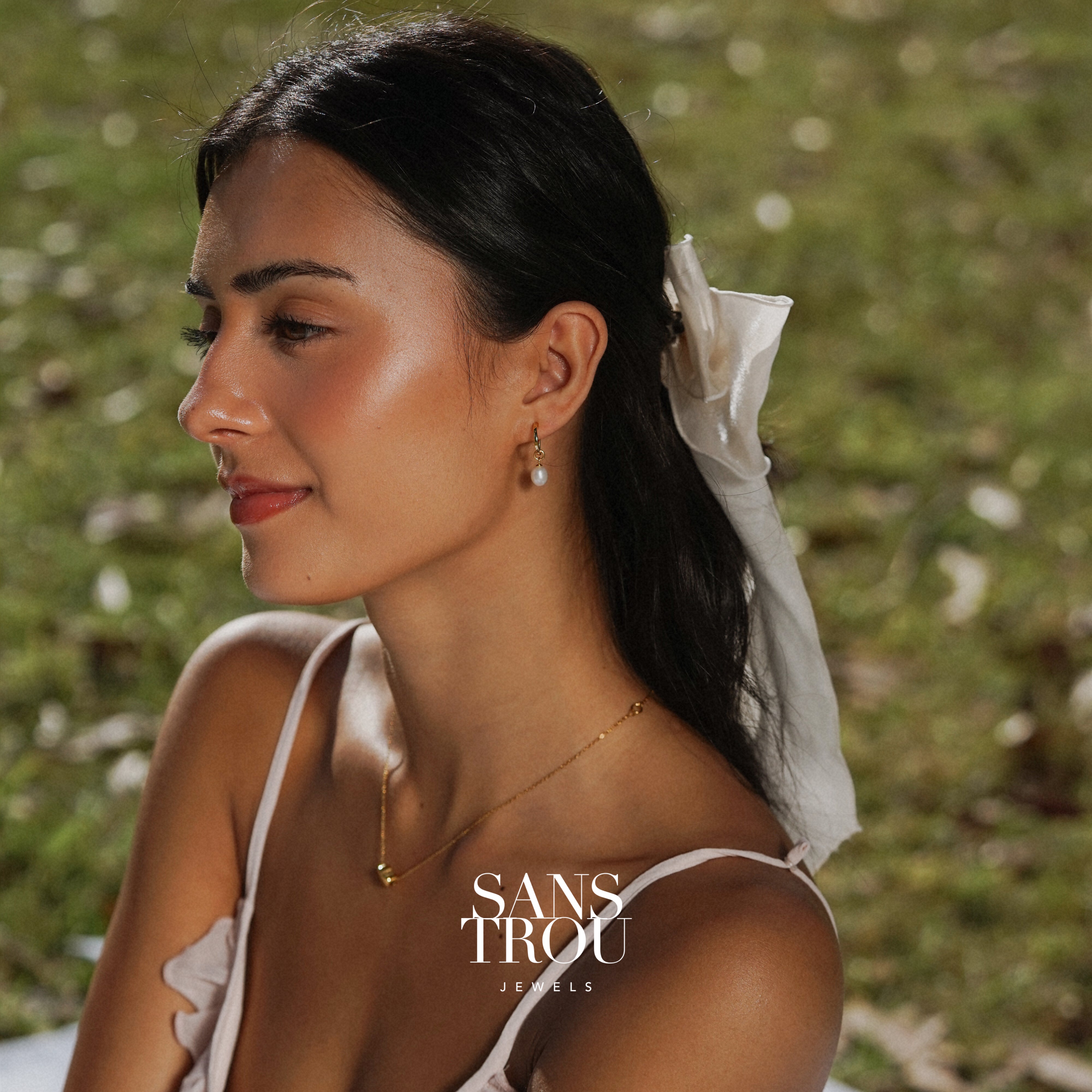 Paula Pearl Hoop Charm - Single