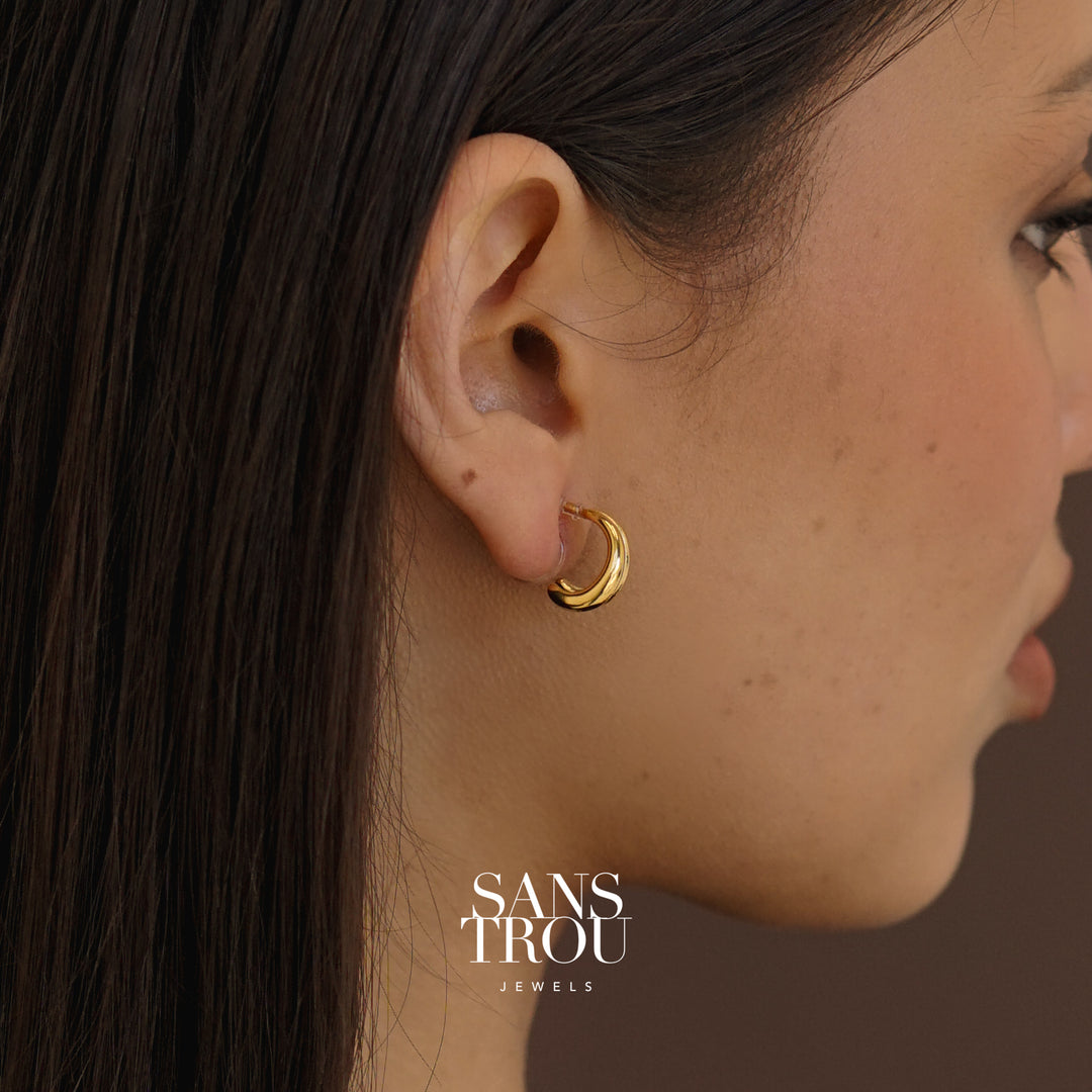 Quilla Clip-On Huggie Hoop Earrings - Classic Clip (L)