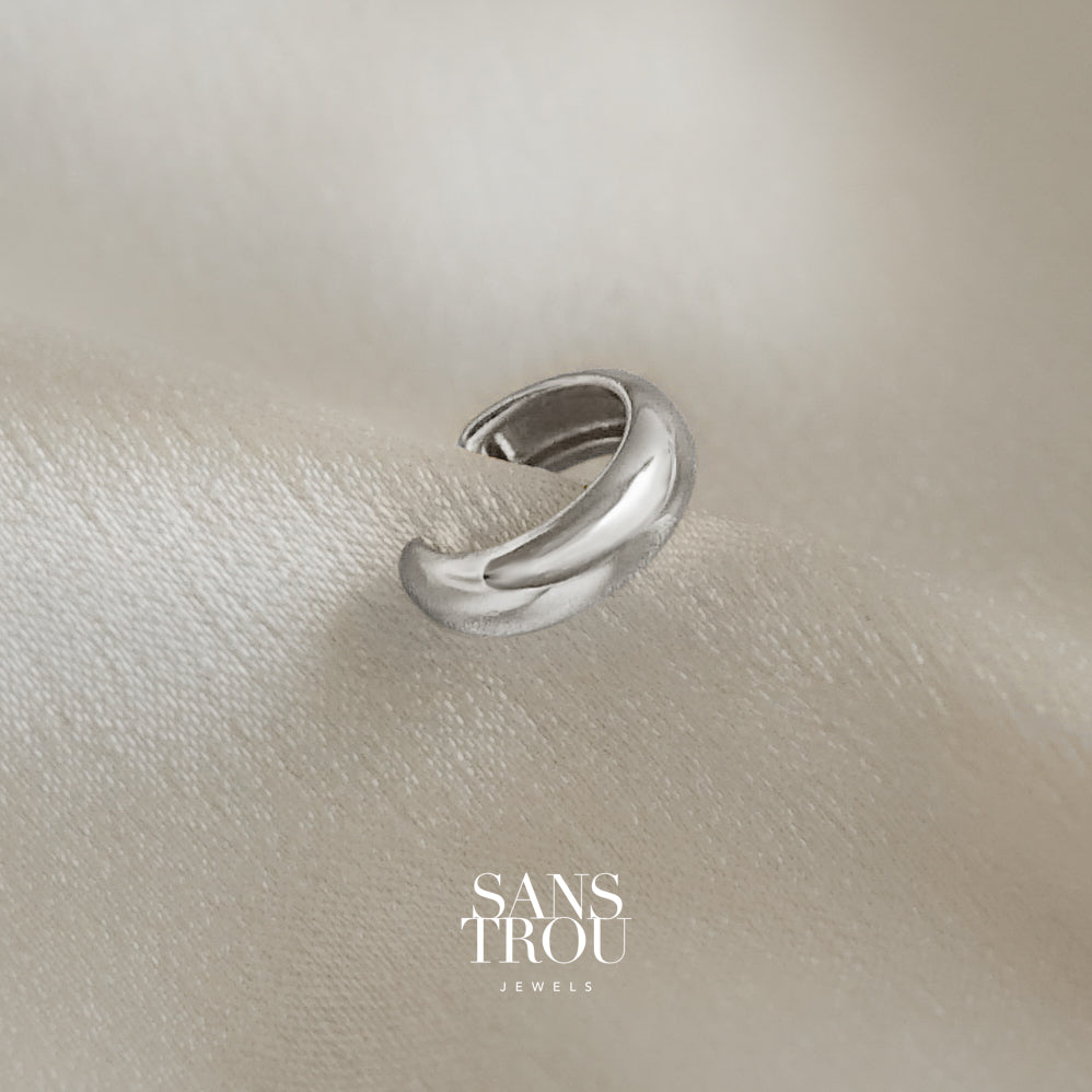 Quintessa Helix Ear Cuff - Silver