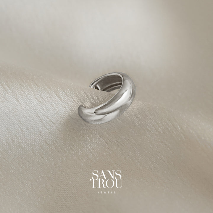 Quintessa Helix Ear Cuff - Silver