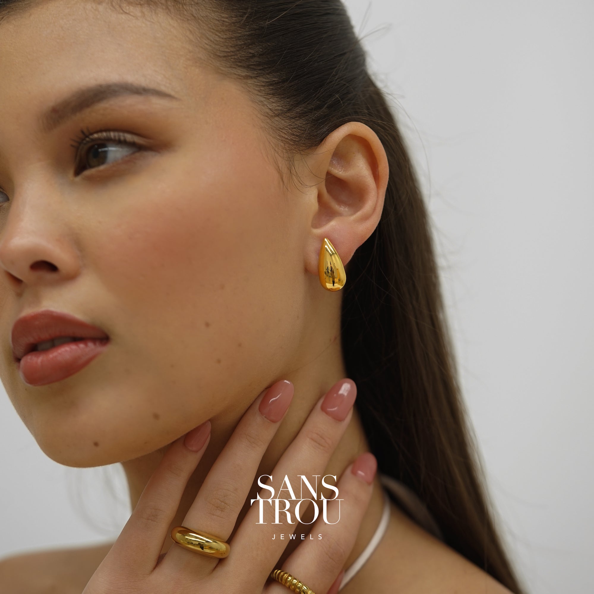 Safia Teardrop Clip-On Earrings