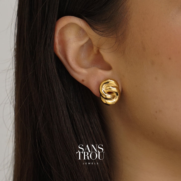 Tamsin Double Knot Clip-On Earrings - Classic Clip (L)