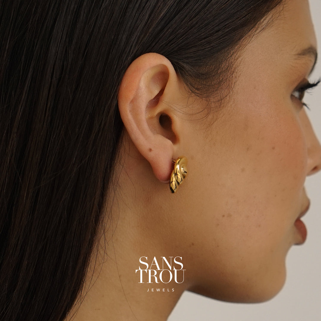 Tamsin Double Knot Clip-On Earrings - Classic Clip (L)