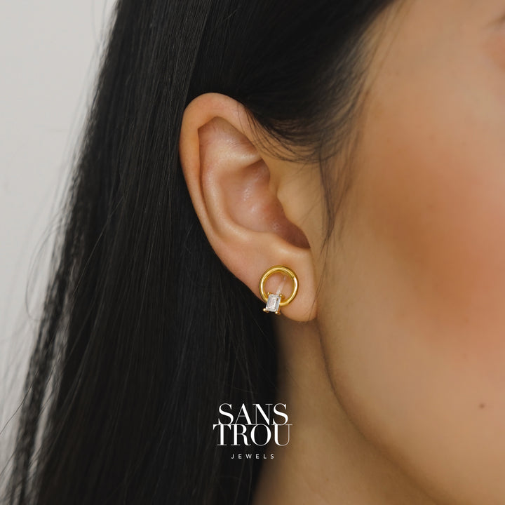 Tayah Circle Clip-On Stud Earrings