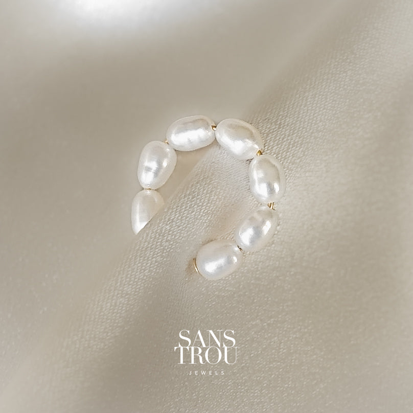 Pearl Necklace & Ear Cuff Set