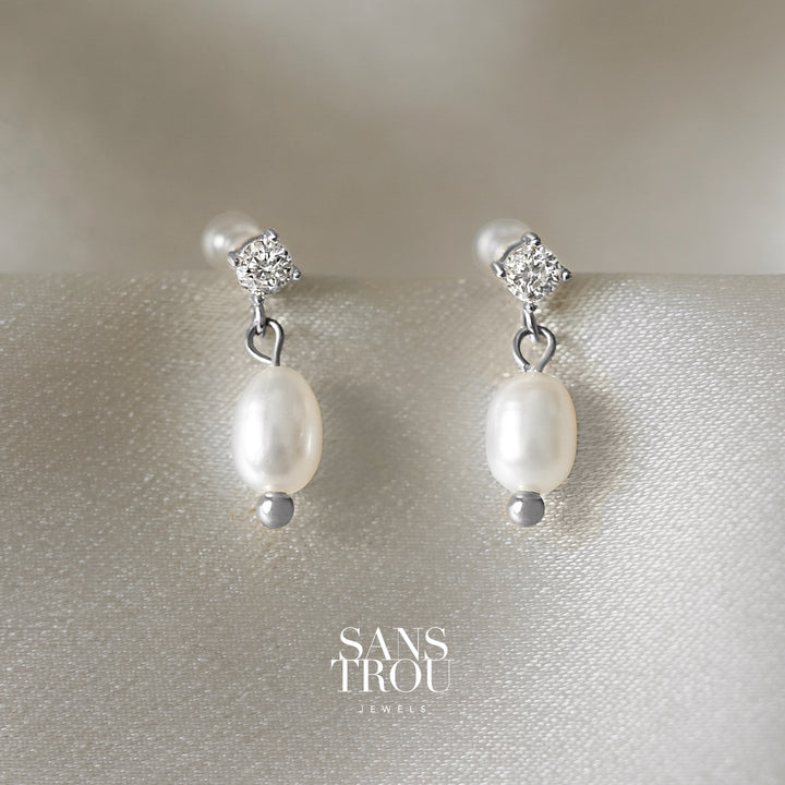 Uma Pearl Drop Clip-On Stud Earrings - Silver