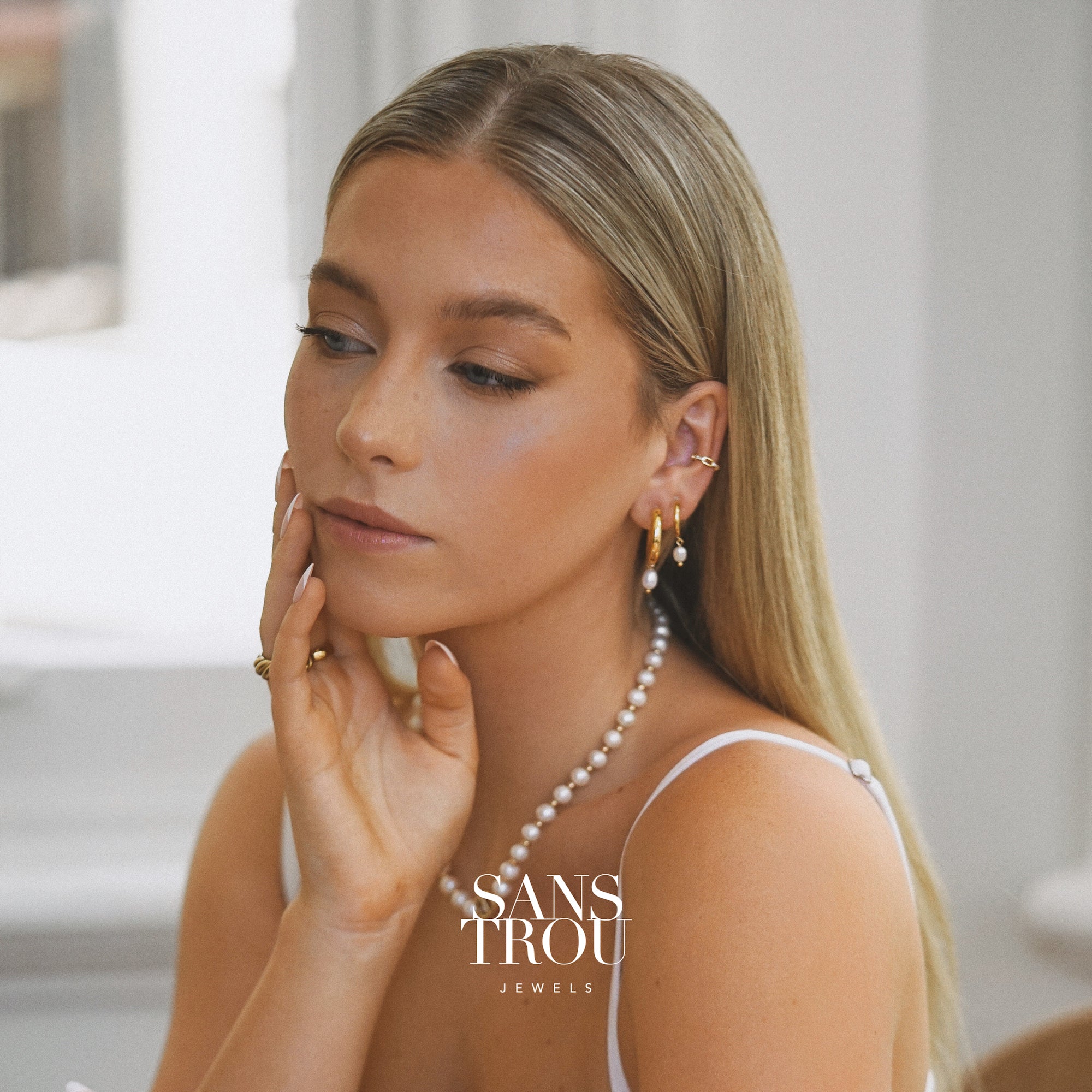 Lyna Petite Pearl Clip-On Hoop Earrings