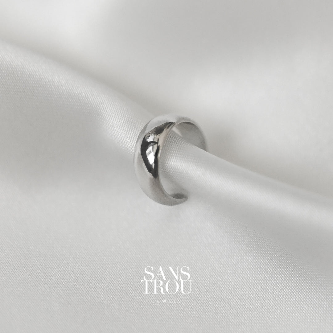Sans Trou sterling silver chunky and minimal ear cuff with high polish.  